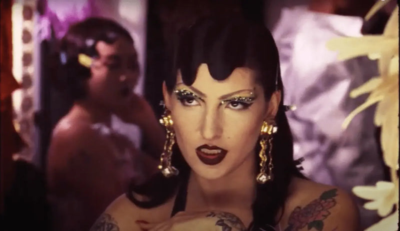 Mila V - Clear Eyes - Patta