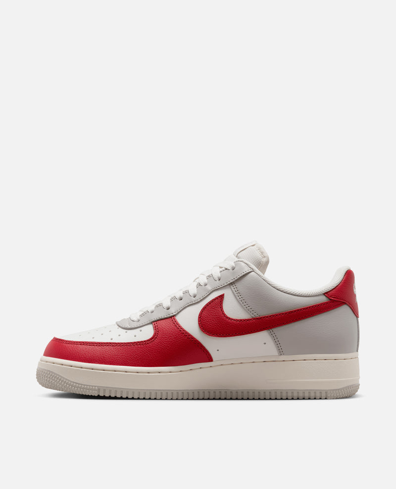 Nike Air Force 1 '07 Lv8