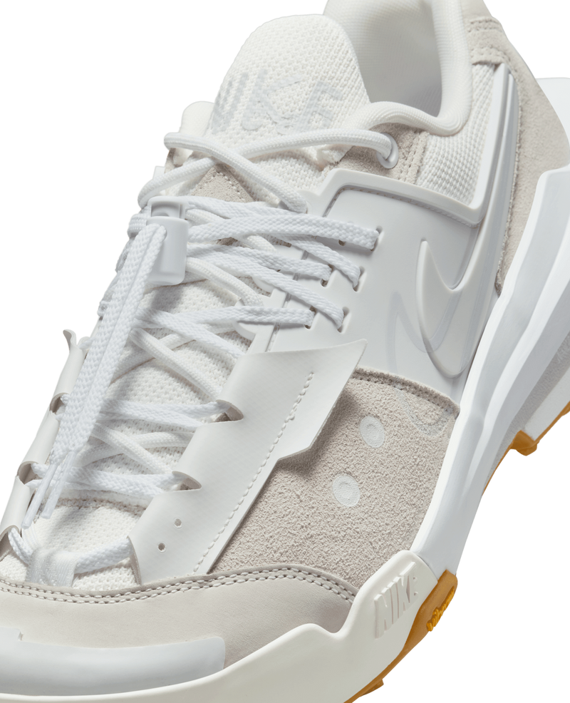 Nike Zegamadome x Sacai 'Summit White'