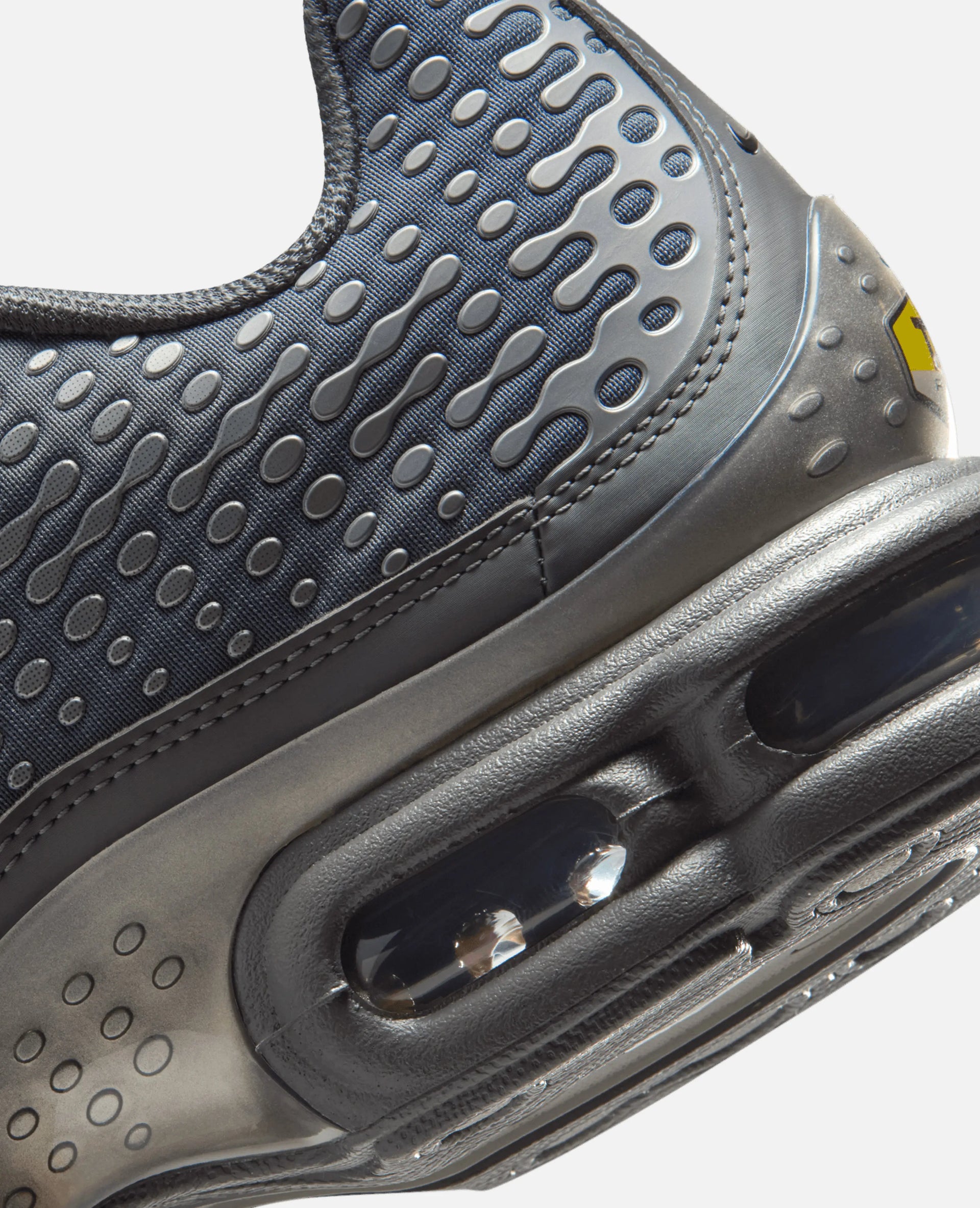 Nike Air Max Plus VII (SMOKE GREY/METALLIC SILVER-IRON GREY) Nike