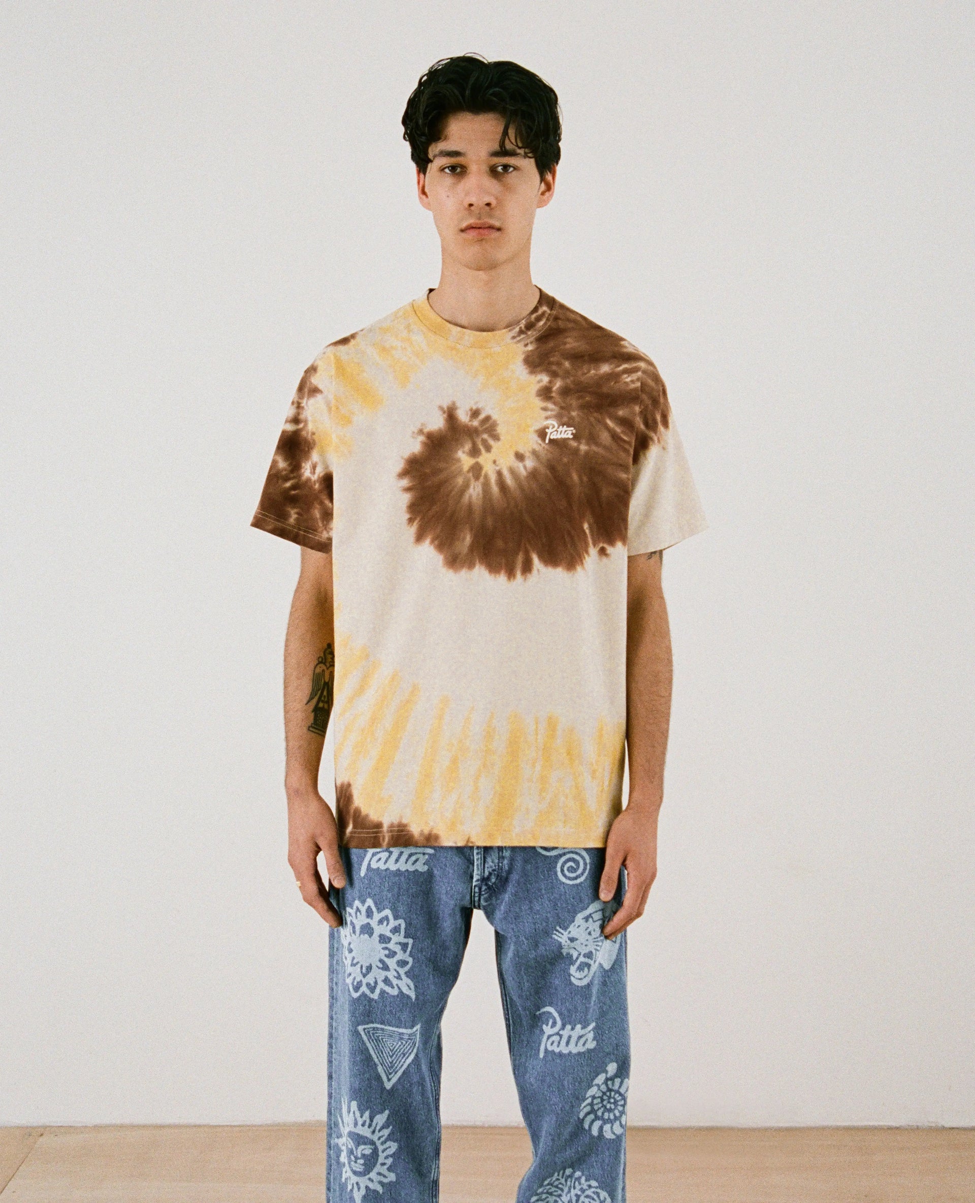 Patta Tie Dye Swirl T-Shirt (Tapioca) Patta